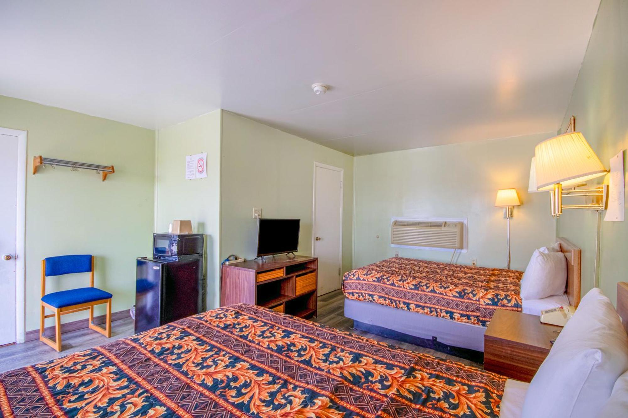 Oyo Travelier Motel Macon Exterior photo