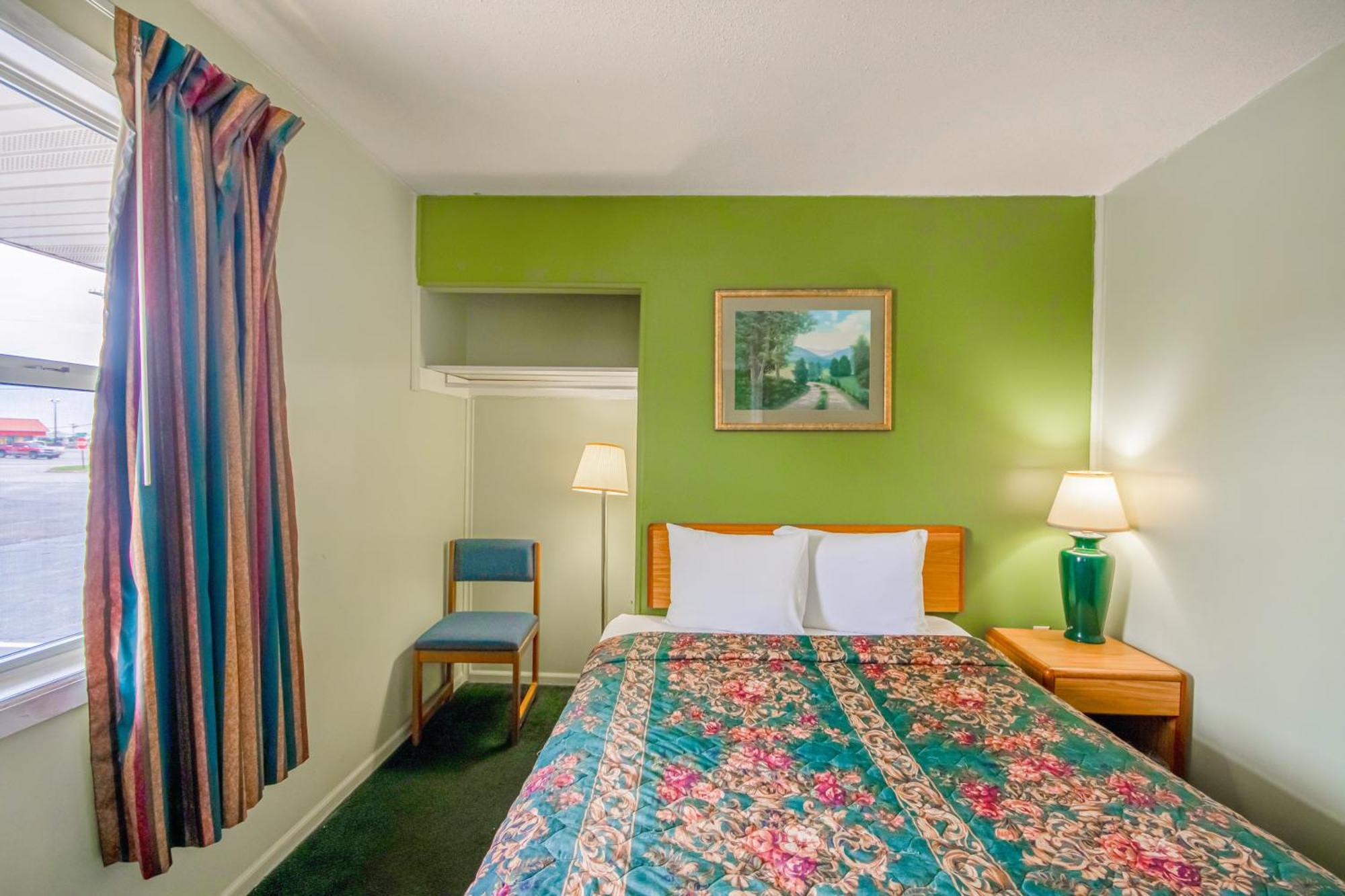 Oyo Travelier Motel Macon Exterior photo