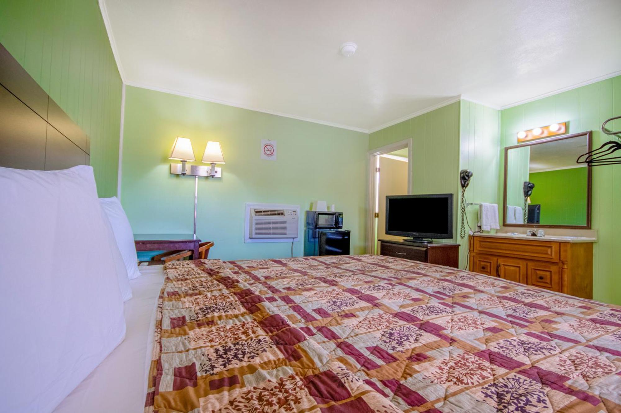 Oyo Travelier Motel Macon Exterior photo